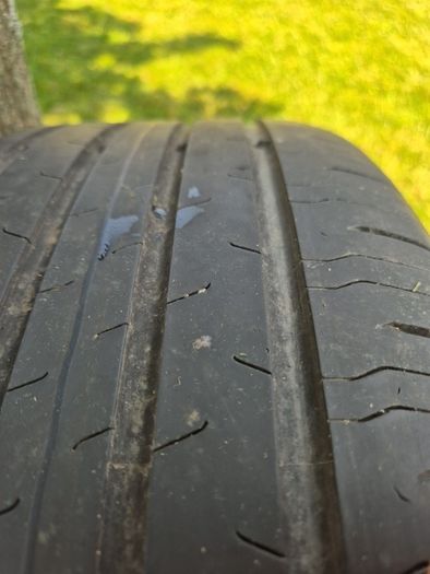 r18 tyre