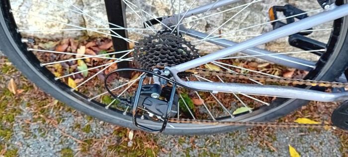 Decathlon Hybrid Bicycle