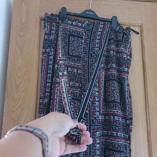 cropped trousers