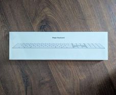 Apple Magic Keyboard (with num pad) A1843