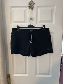 adidas shorts size L