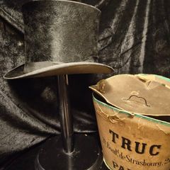 antique top hat