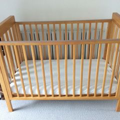 Mamas & Papas Pebble Cot - Golden Oak