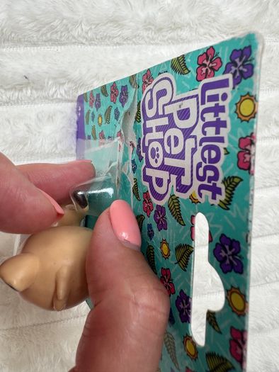 Hasbro Littlest Pet Shop 1-150 Jane Jagmore Jaguar Cat Dirty Damaged Box Please see pictures