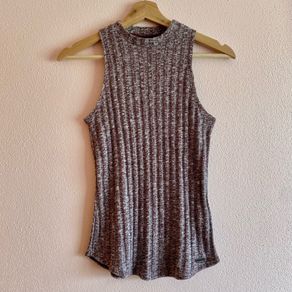 Hollister Sleeveless Fine Knit Top Size S LIKE NEW
