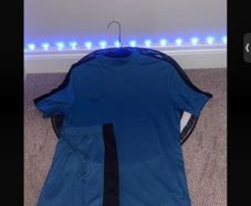 Nike Academy Series 2 Piece Medium Set