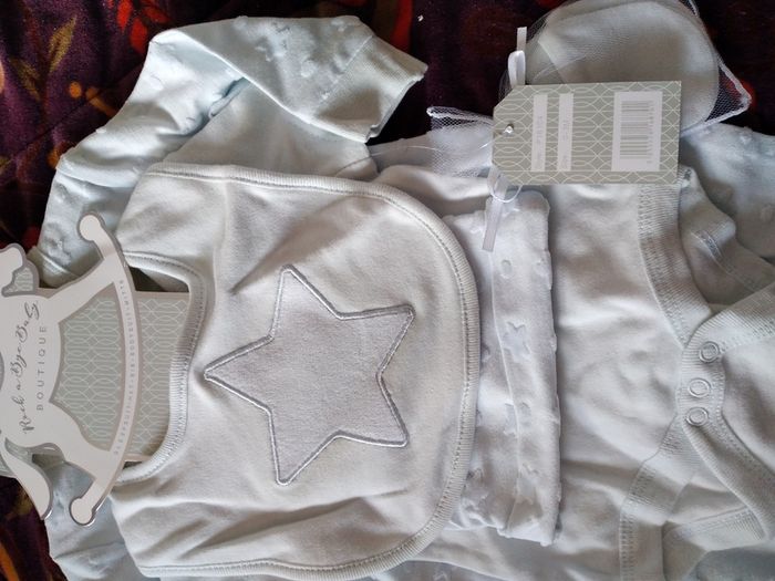 New Baby gift set 0 to 3 months