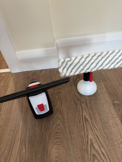 Bosch Cordless Window Vac GlassVAC