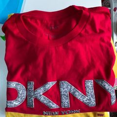 DKNY T-shirt New Size L