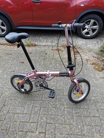 Small folding bike for adults or younger