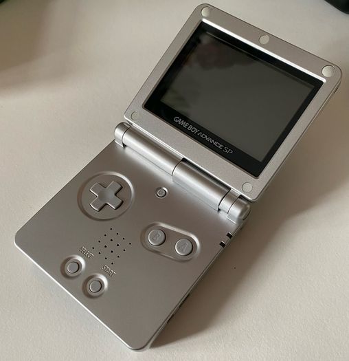 Game Boy Advance SP