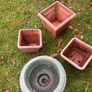 Selection of plastic garden pots Image 7