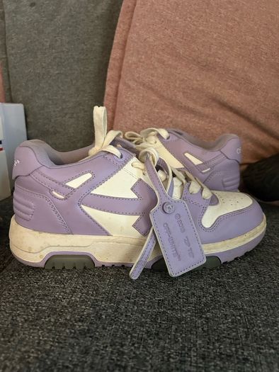 Off White Women's Trainers