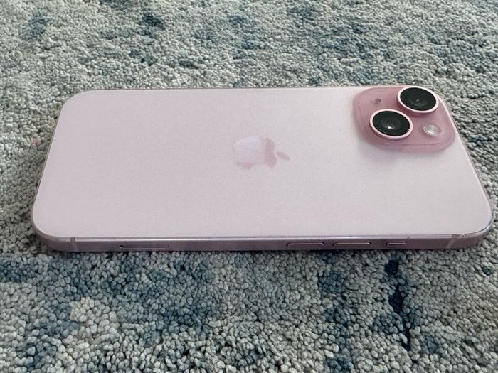 Apple iPhone 15 256GB Unlocked