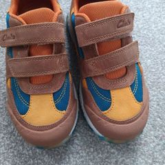 New.boy's Clarks shoes. UK12. 5G/EUR 31
