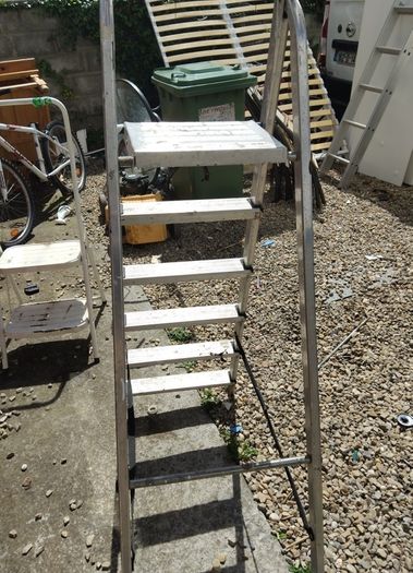 aluminium step ladder