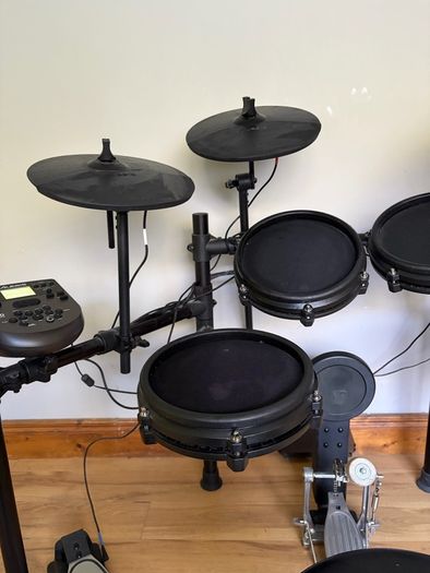 Alesis Nitro Mesh Electronic Drum Kit