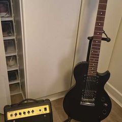 Gibson Epiphone Bundle: Les Paul Special Vintage Edition and Amp