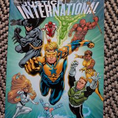 Justice League International Vol 1 & 2 Complete Set New 52 DC Comics Booster Gold Batman