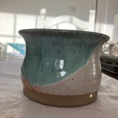 Ceramic glazed pot