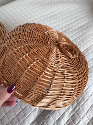 Round Basket With Lid