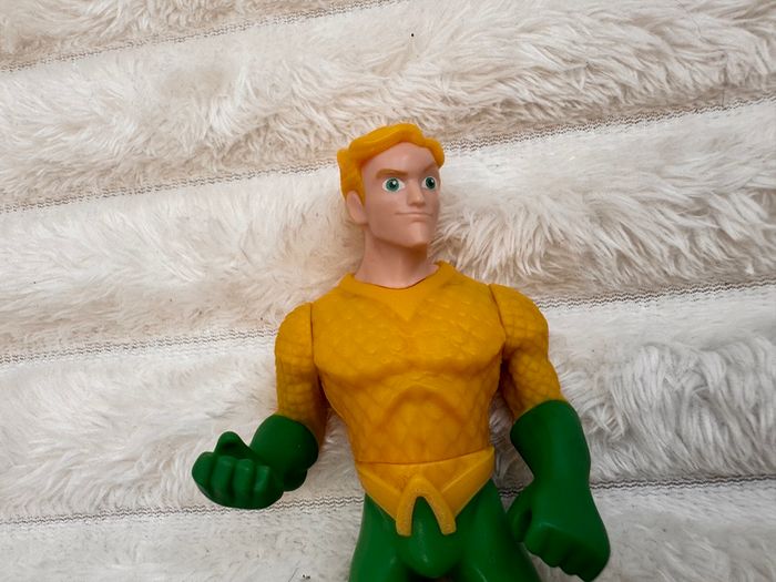 Kinder Maxi 2023 DC Justice League Aquaman approx. 12.5 cm. Used Please see phtos