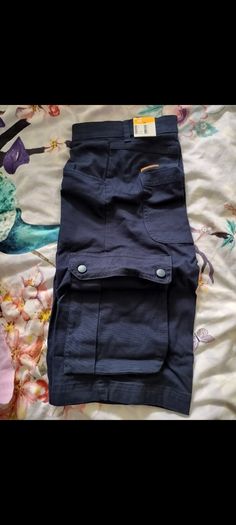 Brand new 30inch waist navy blue shorts cargo pockets on3ne3ss