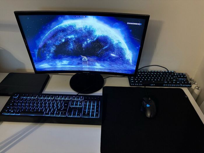 Gaming pc whole setup