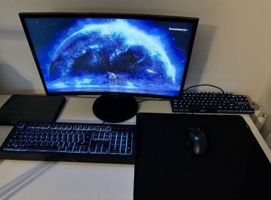 Gaming pc whole setup