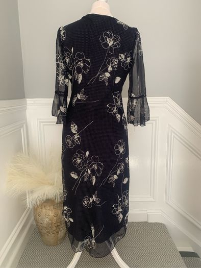 Navy & white floral print dress. Size 8
