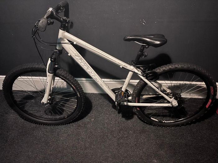 Claud butler mountain bike