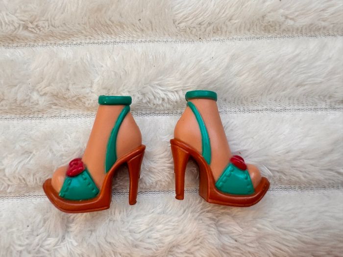 Miami Getaway Kenzie Mattel My Scene Doll Shoes Heels - ONLY Used Please see photos