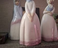 Spanish porcelain