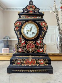Napoleon III table clock