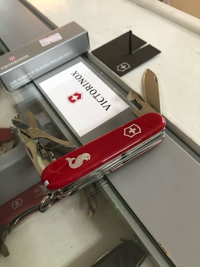 Victorinox Fisherman Red SAK Swiss Army Knife New Swiss Shop