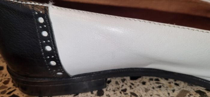 Bally Ballet pumps black white leather