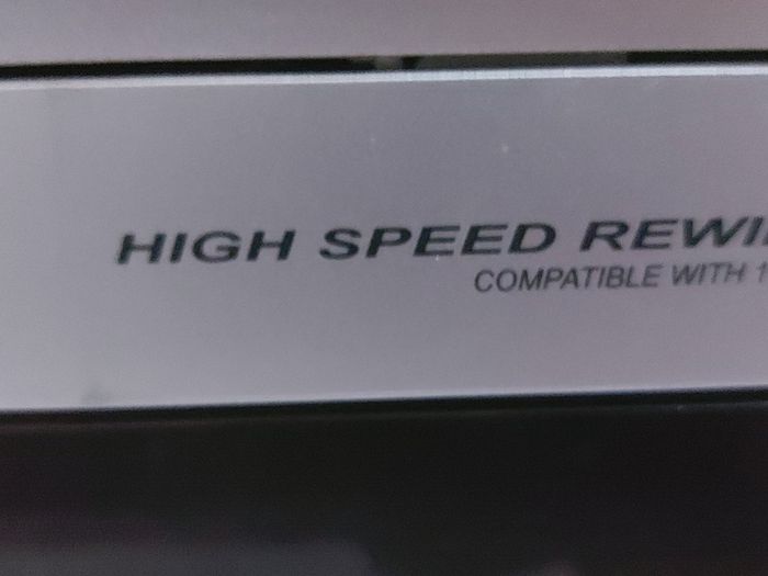DAEWOO VHS Player, Silver, Model No. ST220PI, in excellent condition, seems to be working fine