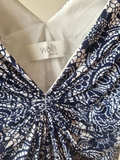 Dress size 10/12