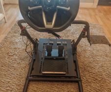 Xbox racing wheel & simulator base