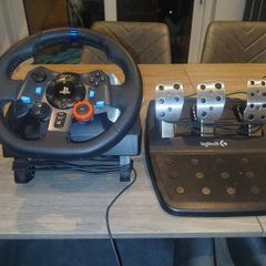 playstation stering wheel and pedals logitech