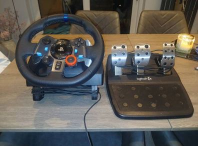 playstation stering wheel and pedals logitech