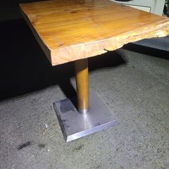 pub /cafe tables