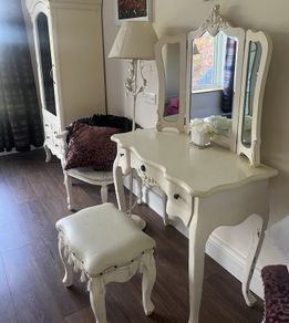 French style bedroom furniture set