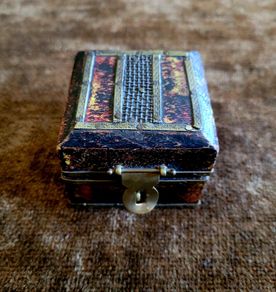 Vintage brass/wood jewellery box