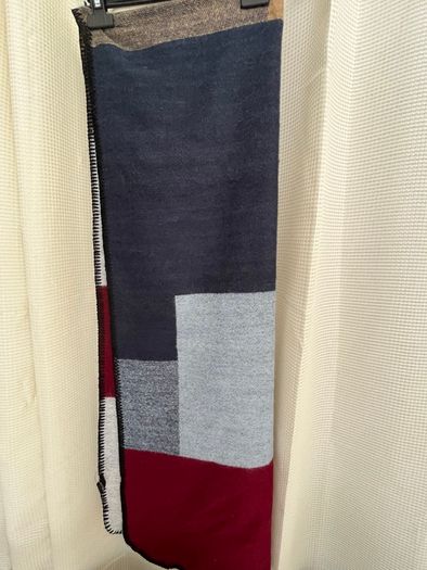 New Carraig Donn Blanket Scarf