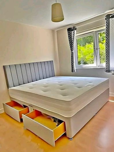 New Stylish single ,Double 4ft, 4ft6, King 5ft And 6ft Superking Sizes Divan Beds Instock. Drawers And Optional Tufted Mattresses Available. Free Delivery