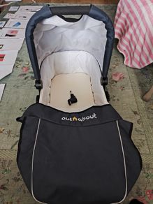 Out'nAbout Nipper Single Carrycot - Navy PRICE DROP!!!