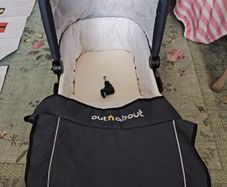 Out'nAbout Nipper Single Carrycot - Navy PRICE DROP!!!