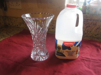 GALWAY Crystal vase    8 inch