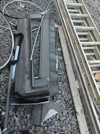 2 velux windows free to take away